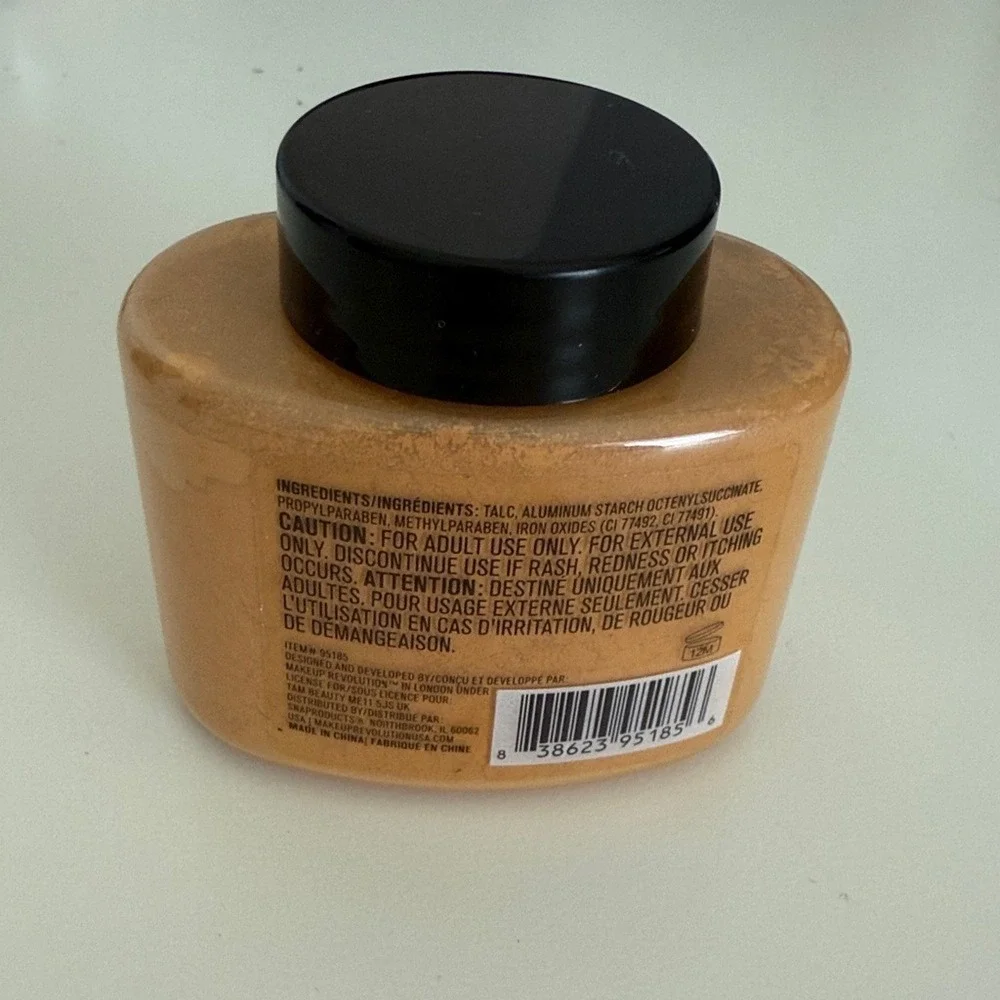 Makeup Revolution Luxury Baking Powder Terra Cotta 1.23 oz‎ 35g Women